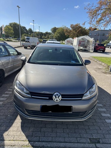 Golf das auto befindet - golf, sich