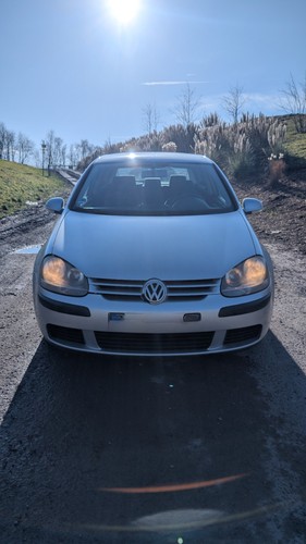 Golf 1 4 benzin - v,